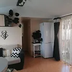 مكان تخييم Mobilhome Cosy Spacieux 42m2, Climatise, Tv & Ll, 3 فيك- لا-غارديول