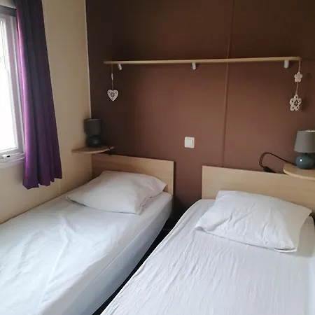 Mobilhome Cosy Spacieux 42m2, Climatise, Tv & Ll, 3 Campsite